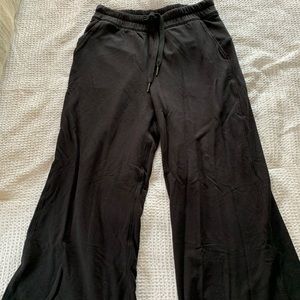 Lululemon Soft Ambitions High Rise Crop Pants